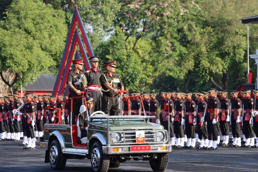 सेना प्रमुख जनरल मनोज पांडे ने भारतीय सैन्य अकादमी, देहरादून में पासिंग आउट परेड का निरीक्षण किया