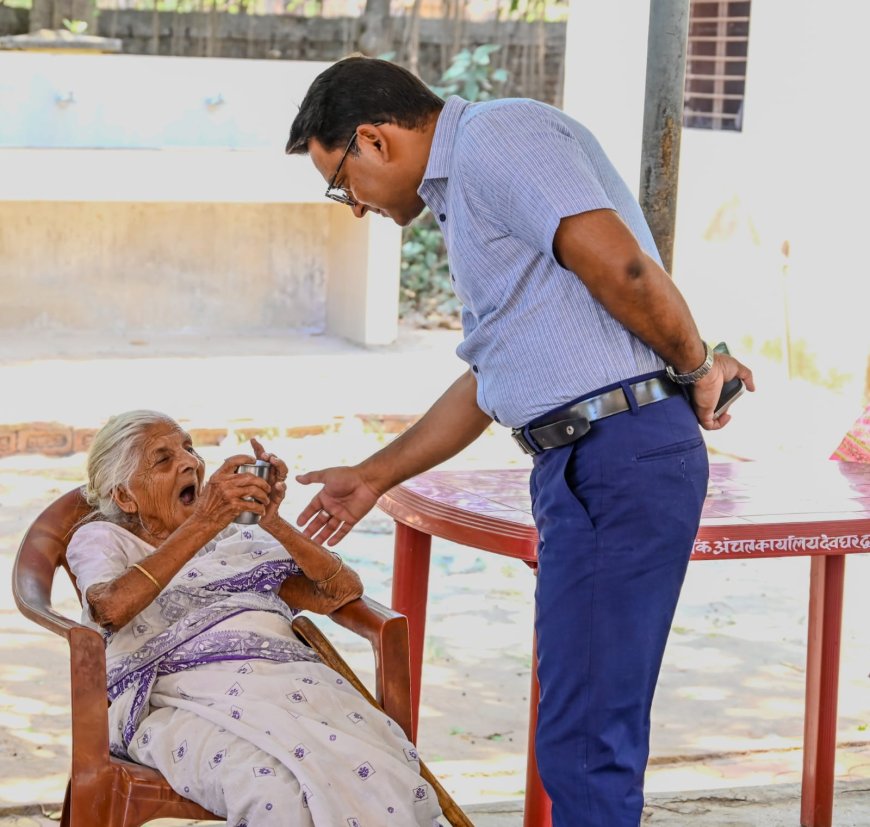 सरस कुंज में रह रहे बुजुर्गों व बच्चों से मुलाकात कर उपायुक्त ने जाना उनका हालचाल